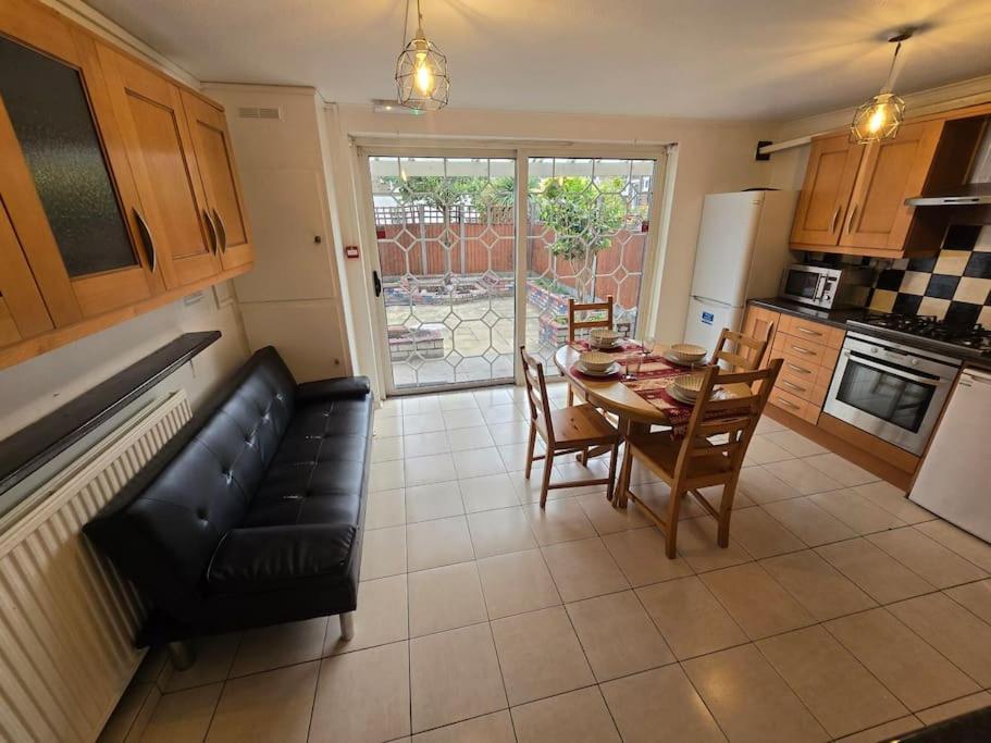 Beautiful Rooms In Prime Location! London Exterior photo